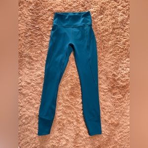 Teal lululemon leggings